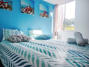 3 bedrooms, iron/ironing board, free WiFi, bed sheets