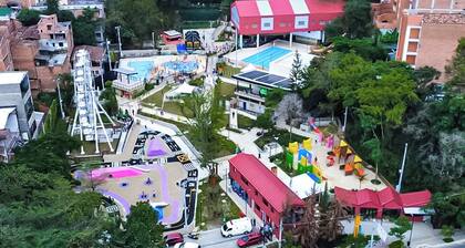 Very natural, Peaceful and Centrally in MedellĂn