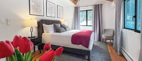 3 bedrooms, desk, iron/ironing board, free WiFi