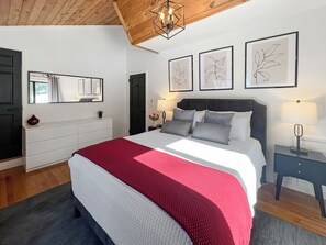 3 Schlafzimmer, Schreibtisch, Bügeleisen/Bügelbrett, kostenloses WLAN