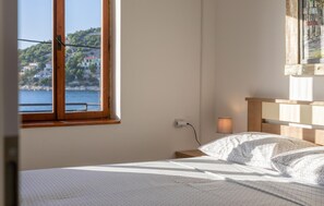 2 habitaciones, wifi gratis y ropa de cama
