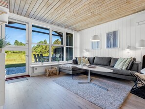 Fernseher, Kamin