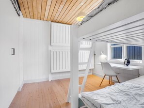 2 bedrooms, Internet