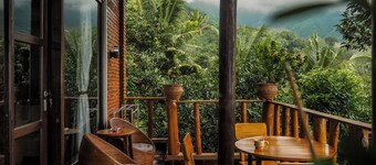 Kailash Lodge 