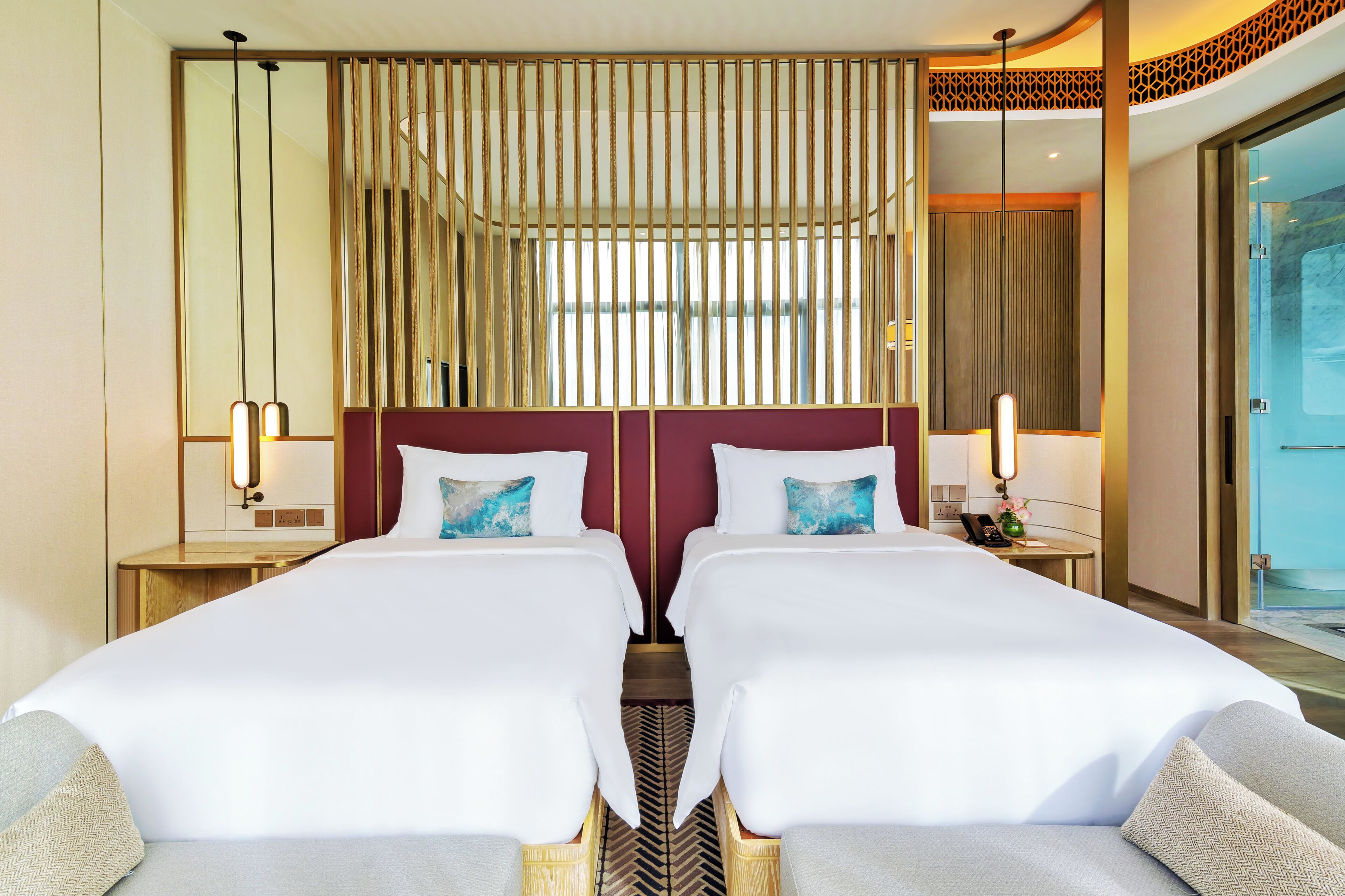 In-room safe, desk, laptop workspace, free WiFi