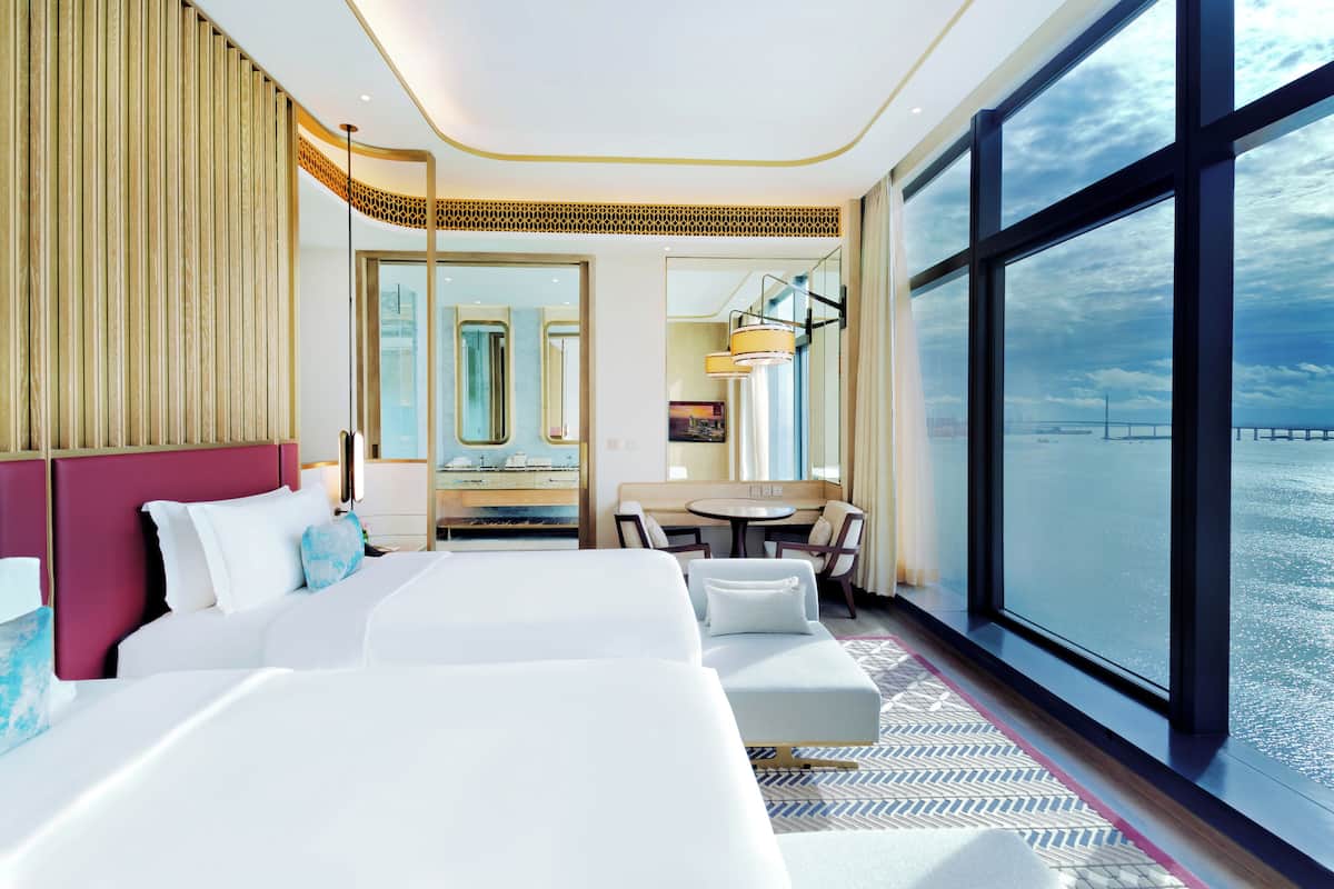 In-room safe, desk, laptop workspace, free WiFi