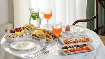 Frokostbuffé er inkludert hver dag