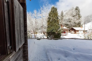 Property grounds - Rustic Modern Studio • Ski-in, Ski-out • King Bed (Wengen)