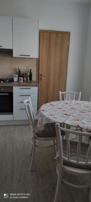Dining - Large apartment with amenities close to the city center (Nitriansky kraj)