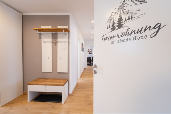 Fewo Schlafende Hexe, 1-6 Pers., 100 m², 2SZ, 1WoSZ, DU/WC Badewanne,Bk-Ferienwohnung "Schlafende Hexe"