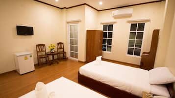 Standard Triple Room | Free WiFi
