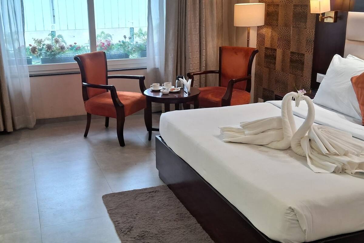 Pillow-top beds, laptop workspace, soundproofing, free WiFi