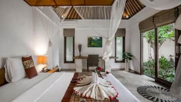 Deluxe Villa, Garden View | 1 bedroom, soundproofing, free WiFi, bed sheets