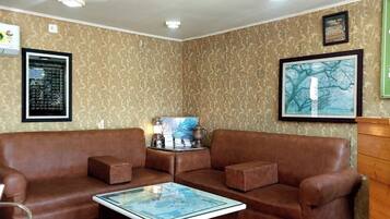 Sala de estar en el lobby