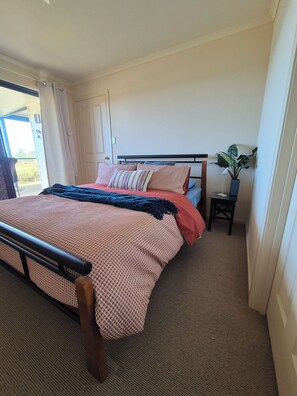 3 chambres, draps fournis