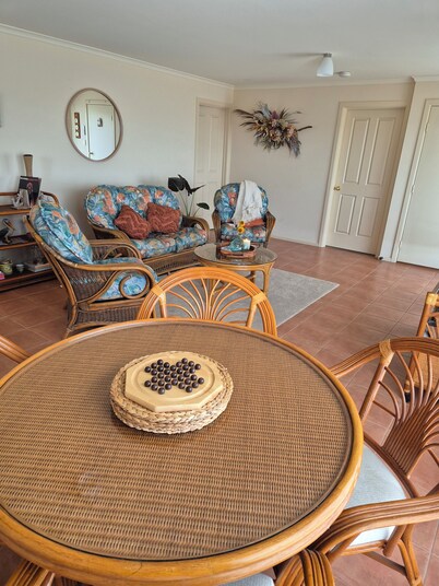 The Flagstaff Clayton Bay - relaxing getaway with water views. Sleeps up to 7 