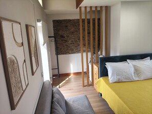 2 bedrooms, iron/ironing board, WiFi, bed sheets - Casa da Capela (Folgosa)