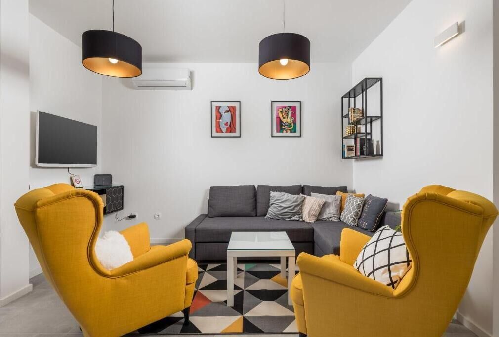 Apartment Bako 2 | Living area | TV