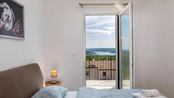 Villa Diminici 1F | 4 kamar tidur dan didekorasi berbeda-beda