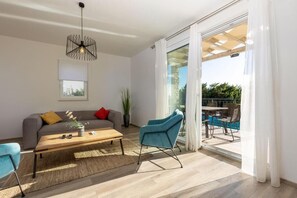 Villa Diminici 13B | Living area - Diminici Villas (Rasa)