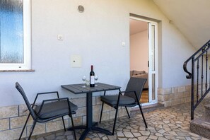 Apartment Lindi A2 | Terrace/patio - Stancija Lindi (Porec)