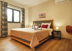 Villa, 4 soverom | 4 soverom og wi-fi