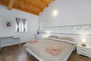 Villa, 3 Bedrooms | 3 bedrooms, WiFi - Villa Diletta (Kanfanar)