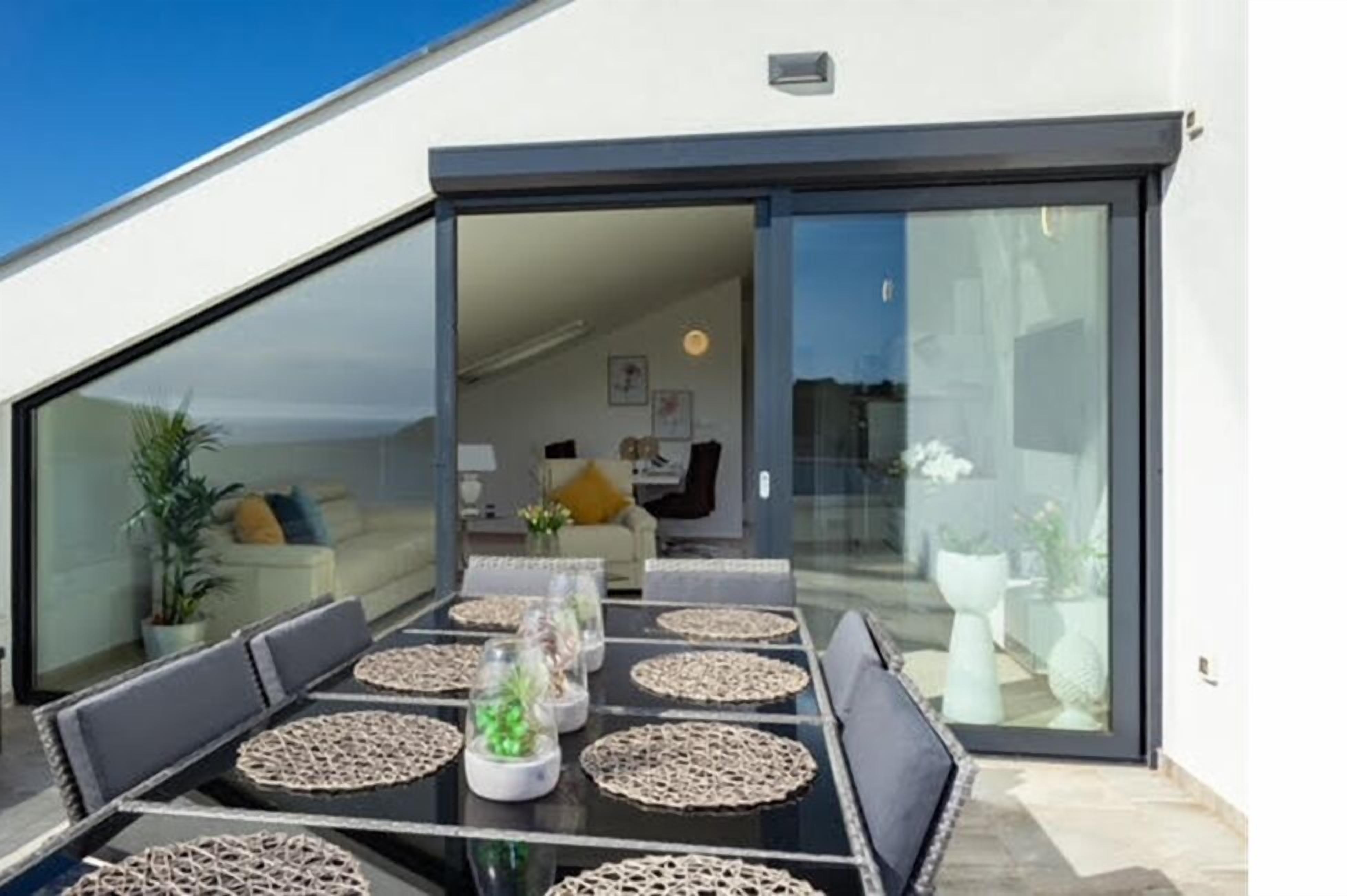 アパートメント 1 ベッドルーム | テラス / パティオ