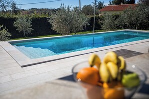 Seasonal outdoor pool - Villa Lagoderan (Rovinj)