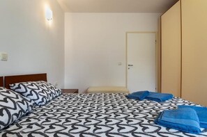 Classic-Apartment, 1 Schlafzimmer | 1 Schlafzimmer, individuell dekoriert, individuell eingerichtet