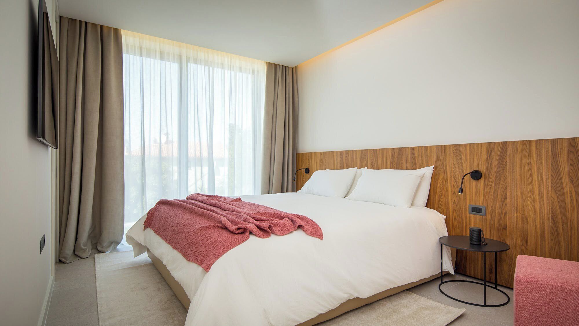 Coffres-forts dans les chambres, décoration personnalisée