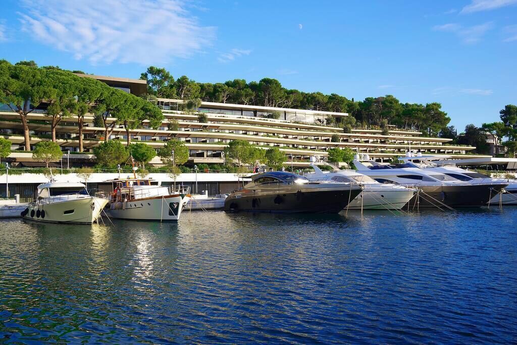 Marina