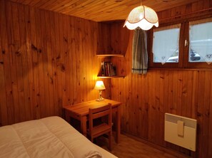 4 chambres, bureau, lit parapluie, Wi-Fi gratuit