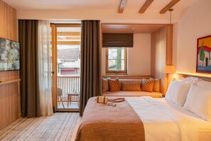 Deluxe Double Room | Hypo-allergenic bedding, down comforters, minibar, desk - Hotel Baškuća (Sarajevo)