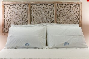 1 bedroom, iron/ironing board, travel cot, WiFi