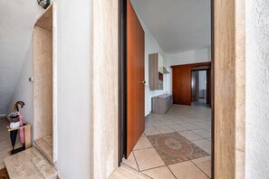 Billede uden beskrivelse, 5 af 27, knap