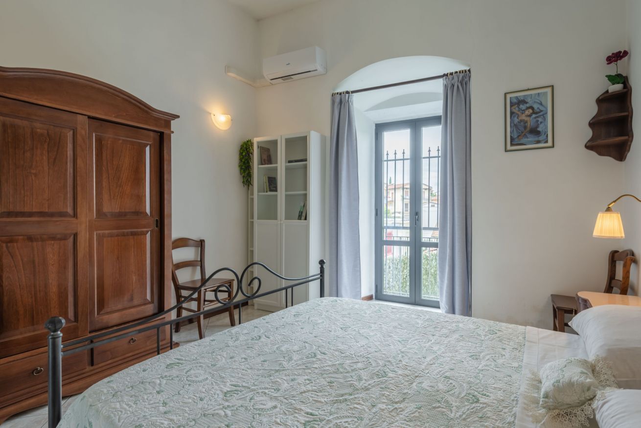 2 bedrooms, iron/ironing board, travel crib, WiFi