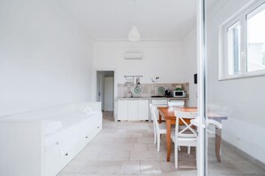 Dining - Casa Zampignola 3 by Rentbeat (Ostuni)