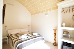 2 Schlafzimmer, Reisekinderbett, WLAN, Bettwäsche