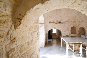 Dining - Casa Litali by Rentbeat (Ostuni)