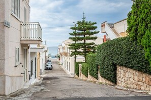 Property grounds - Casetta Amelia by Rentbeat (Conchiglie-Alto Lido)