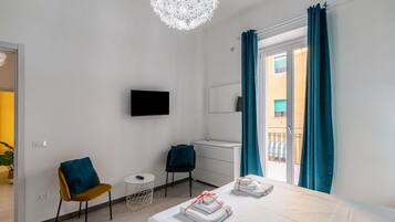 2 bedrooms, bed sheets