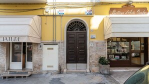 Exterior detail - Casa La Vammër by Rentbeat (Vieste)