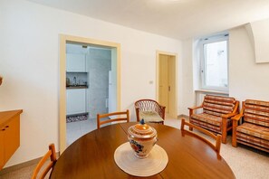 Dining - Casa Cenzina by Rentbeat (Locorotondo)
