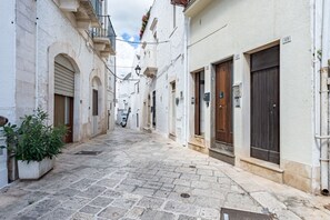 Unclassified image, 3 of 21, button - Casa Cenzina by Rentbeat (Locorotondo)