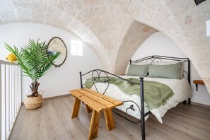 1 多间卧室、熨斗/熨衣板、WiFi、床单