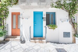 Unclassified image, 5 of 20, button - Il Vico 12 Ostuni by Rentbeat (Ostuni)