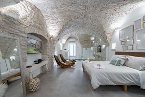 1 室のベッドルーム、WiFi、ベッドシーツ