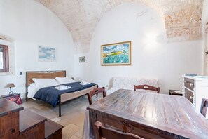 Unclassified image, 5 of 15, button - Casa Scipione by Rentbeat (Ostuni)