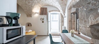 Gattoni Room by Rentbeat